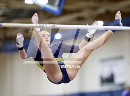 Thumbnail 1 in CHSAA Individual State Championships photogallery.