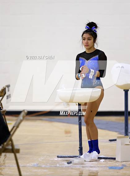 Thumbnail 1 in CHSAA Individual State Championships photogallery.