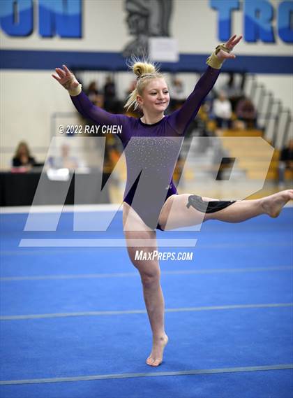 Thumbnail 2 in CHSAA Individual State Championships photogallery.