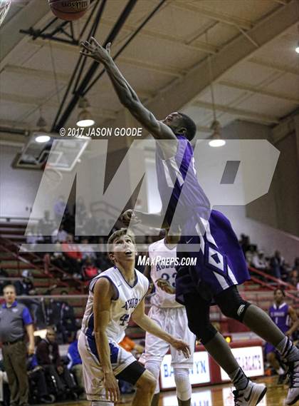 Thumbnail 3 in El Dorado vs. Auburn (Hotbed Classic) photogallery.
