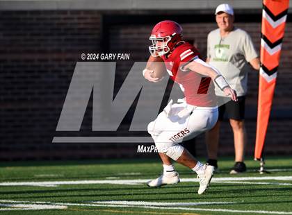 Thumbnail 1 in Chattanooga Prep vs Whitwell (Blue Cross Bowl) photogallery.