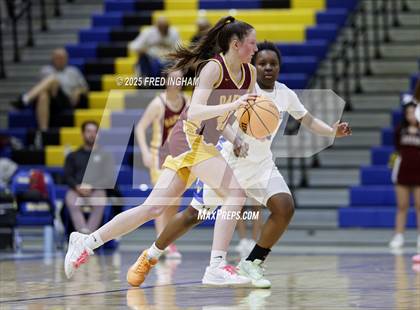 Thumbnail 1 in Oakton @ Robinson (VHSL Class 6 Quarterfinals) photogallery.