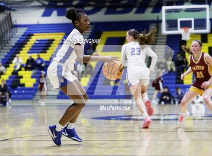 Thumbnail 2 in Oakton @ Robinson (VHSL Class 6 Quarterfinals) photogallery.