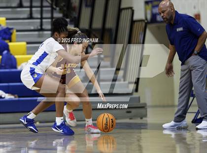 Thumbnail 2 in Oakton @ Robinson (VHSL Class 6 Quarterfinals) photogallery.