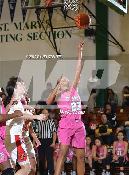 Thumbnail 2 in St. Mary's vs. Etiwanda (St. Mary's Stockton MLK Showcase) photogallery.