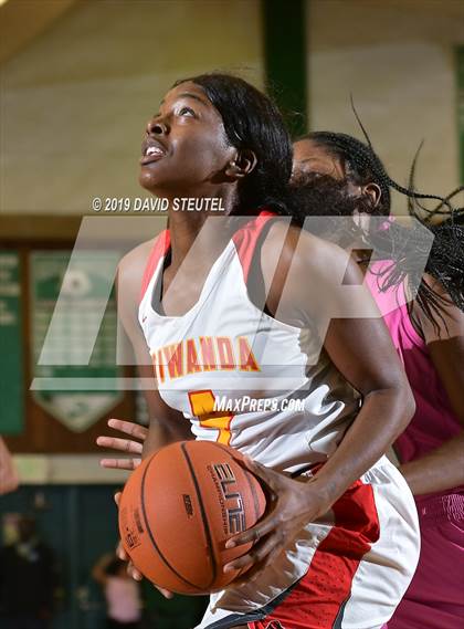 Thumbnail 1 in St. Mary's vs. Etiwanda (St. Mary's Stockton MLK Showcase) photogallery.