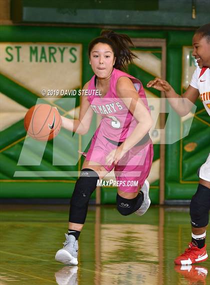 Thumbnail 3 in St. Mary's vs. Etiwanda (St. Mary's Stockton MLK Showcase) photogallery.