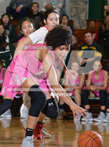 Thumbnail 2 in St. Mary's vs. Etiwanda (St. Mary's Stockton MLK Showcase) photogallery.