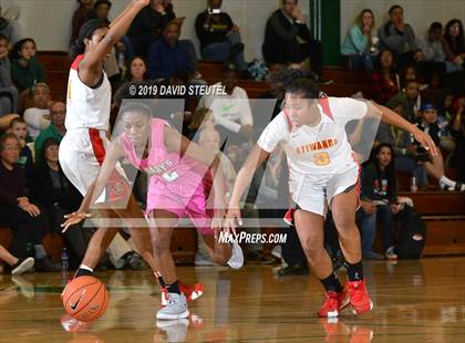 Thumbnail 3 in St. Mary's vs. Etiwanda (St. Mary's Stockton MLK Showcase) photogallery.