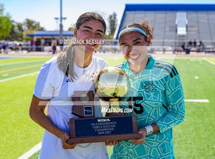 Thumbnail 3 in Salpointe Catholic vs Prescott (AIA 4A Final Awards) photogallery.