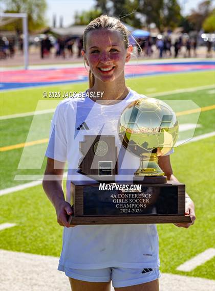 Thumbnail 3 in Salpointe Catholic vs Prescott (AIA 4A Final Awards) photogallery.