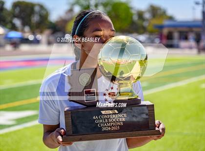 Thumbnail 3 in Salpointe Catholic vs Prescott (AIA 4A Final Awards) photogallery.