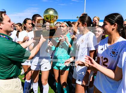 Thumbnail 2 in Salpointe Catholic vs Prescott (AIA 4A Final Awards) photogallery.