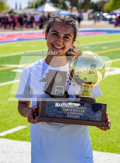 Thumbnail 1 in Salpointe Catholic vs Prescott (AIA 4A Final Awards) photogallery.