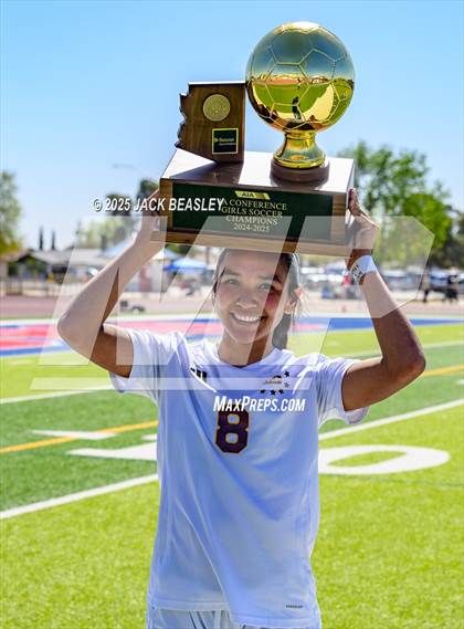 Thumbnail 1 in Salpointe Catholic vs Prescott (AIA 4A Final Awards) photogallery.
