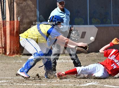 Thumbnail 2 in Penasco vs. Estancia photogallery.