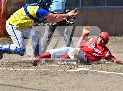 Thumbnail 3 in Penasco vs. Estancia photogallery.