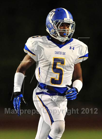Thumbnail 2 in Glendora vs. Charter Oak photogallery.