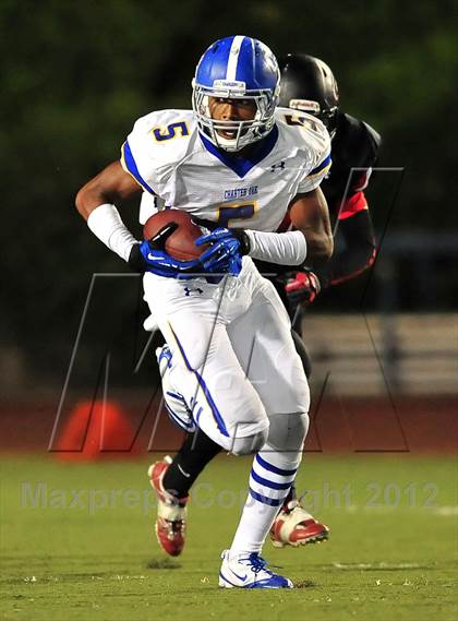 Thumbnail 3 in Glendora vs. Charter Oak photogallery.