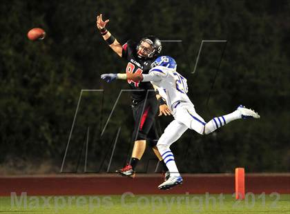 Thumbnail 1 in Glendora vs. Charter Oak photogallery.
