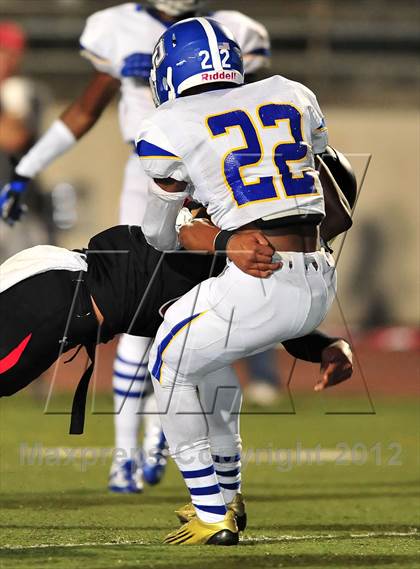Thumbnail 1 in Glendora vs. Charter Oak photogallery.