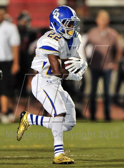 Thumbnail 3 in Glendora vs. Charter Oak photogallery.