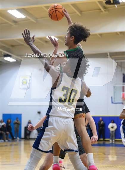 Thumbnail 3 in St. Bernard vs. Mira Costa photogallery.