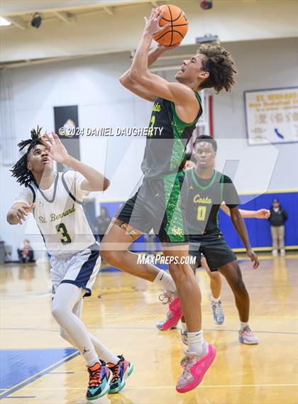 Thumbnail 3 in St. Bernard vs. Mira Costa photogallery.
