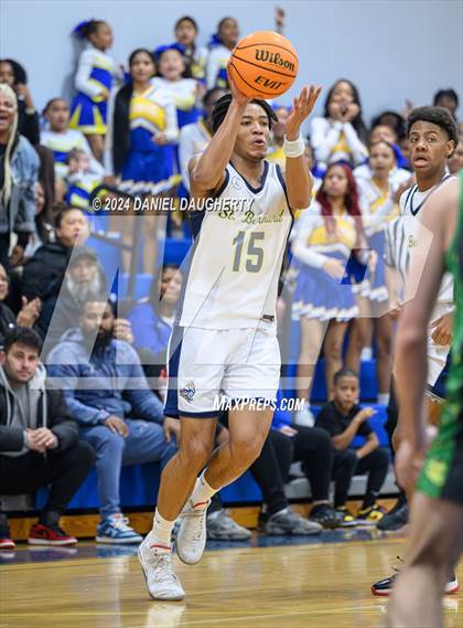 Thumbnail 2 in St. Bernard vs. Mira Costa photogallery.