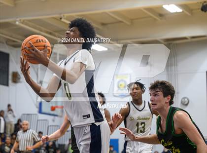 Thumbnail 3 in St. Bernard vs. Mira Costa photogallery.
