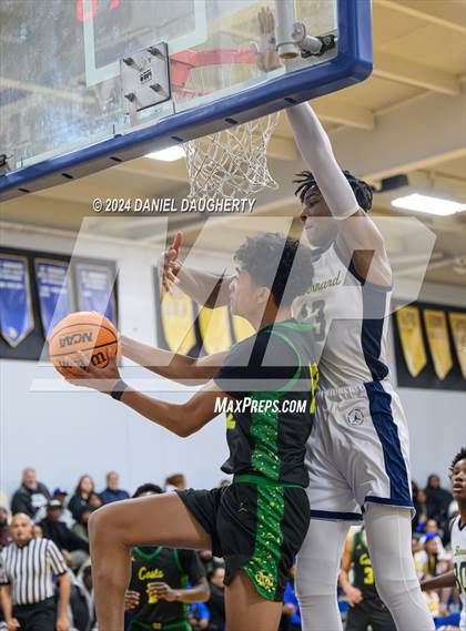 Thumbnail 1 in St. Bernard vs. Mira Costa photogallery.
