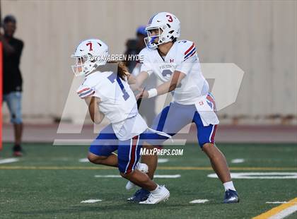 Thumbnail 1 in Folsom @ Monterey Trail photogallery.