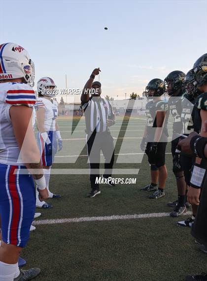 Thumbnail 1 in Folsom @ Monterey Trail photogallery.