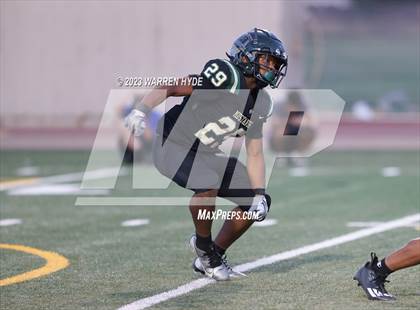 Thumbnail 1 in Folsom @ Monterey Trail photogallery.
