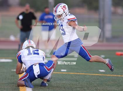Thumbnail 2 in Folsom @ Monterey Trail photogallery.