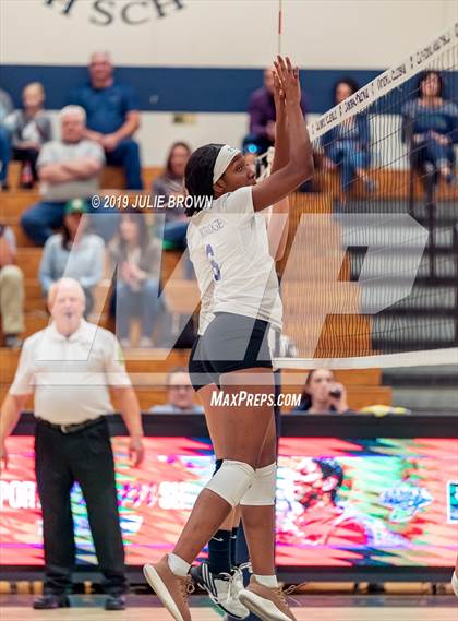Thumbnail 3 in Indianapolis Shortridge @ Cathedral photogallery.
