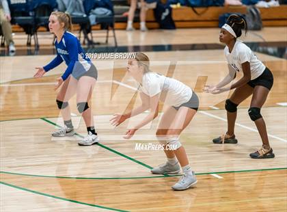 Thumbnail 3 in Indianapolis Shortridge @ Cathedral photogallery.