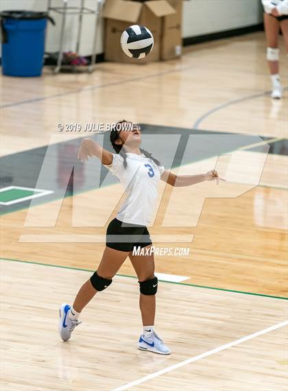 Thumbnail 3 in Indianapolis Shortridge @ Cathedral photogallery.