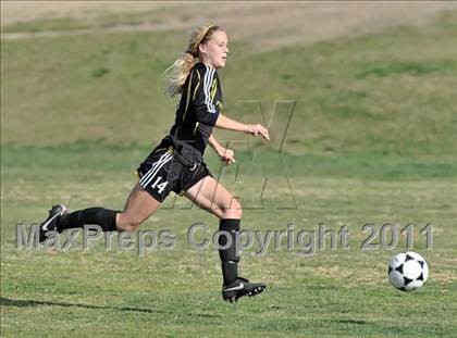 Thumbnail 1 in Foothill vs Punahou (Excalibur) photogallery.