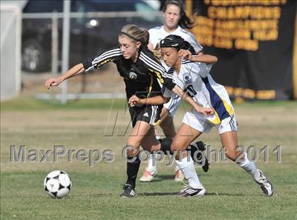 Thumbnail 3 in Foothill vs Punahou (Excalibur) photogallery.