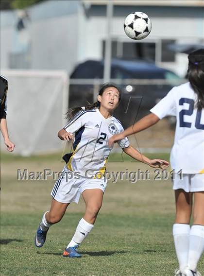 Thumbnail 2 in Foothill vs Punahou (Excalibur) photogallery.