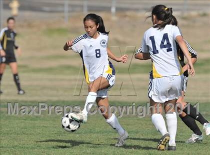 Thumbnail 2 in Foothill vs Punahou (Excalibur) photogallery.