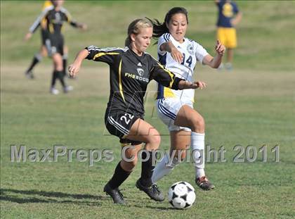 Thumbnail 2 in Foothill vs Punahou (Excalibur) photogallery.