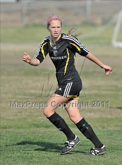 Thumbnail 3 in Foothill vs Punahou (Excalibur) photogallery.