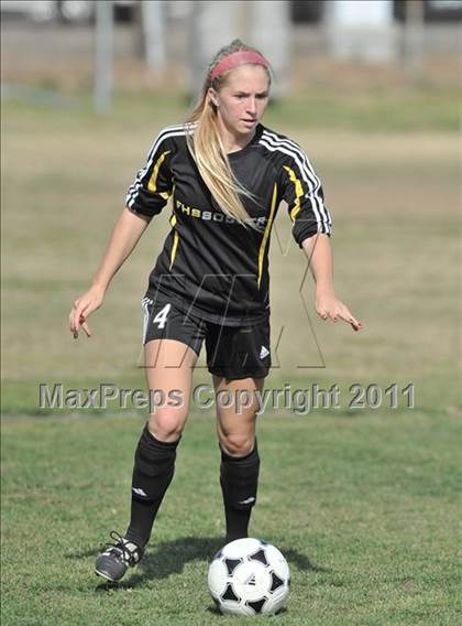 Thumbnail 1 in Foothill vs Punahou (Excalibur) photogallery.
