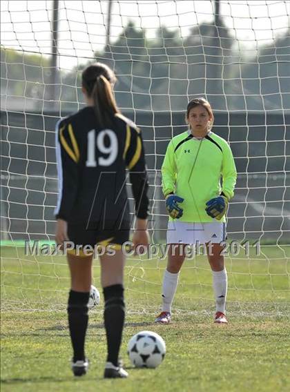 Thumbnail 1 in Foothill vs Punahou (Excalibur) photogallery.