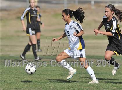 Thumbnail 1 in Foothill vs Punahou (Excalibur) photogallery.