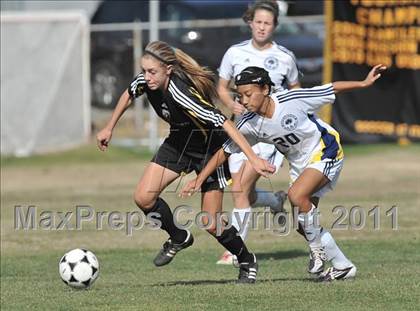 Thumbnail 1 in Foothill vs Punahou (Excalibur) photogallery.