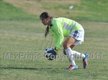 Thumbnail 1 in Foothill vs Punahou (Excalibur) photogallery.