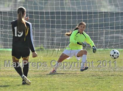 Thumbnail 1 in Foothill vs Punahou (Excalibur) photogallery.